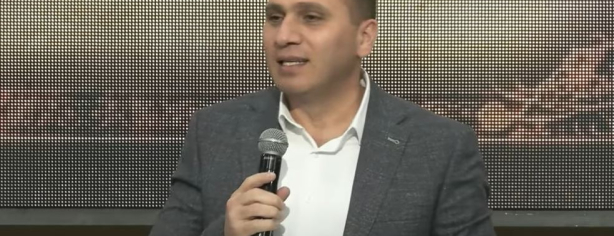 Քո առաջին սերը թողեցիր… 16042023 VahanKhachartyan